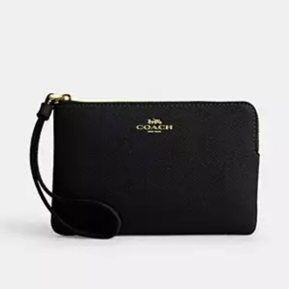 Coach Handbags - Coach Wristlet, NWT!